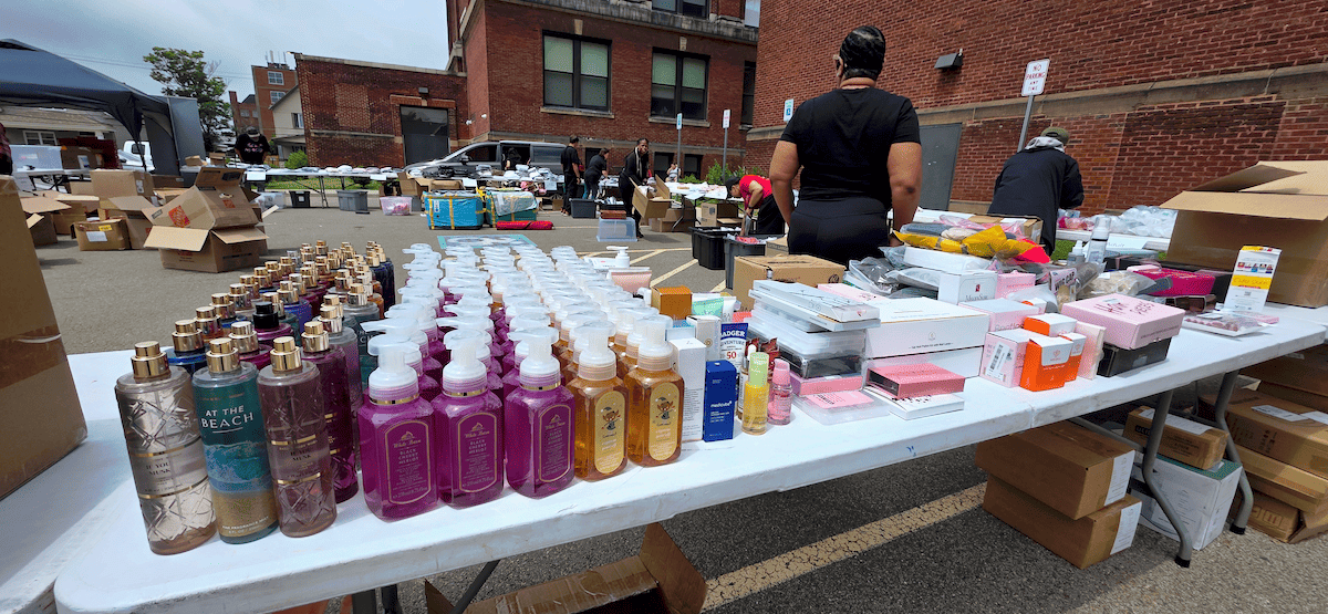 North Beacon Project partnered with Matt Urban Human Services for a Buffalo community distribution event19